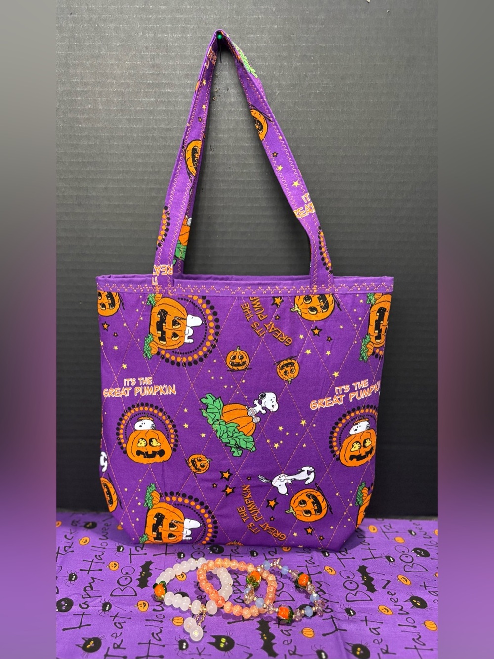 Halloween Its A Great Pumpkin Small Tote Bag with Snoopy Motif & Bracelet Set